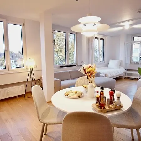 2,5 Zi Design Near Porsche Museum With Beamer, Netflix, Ps5 Stuttgart