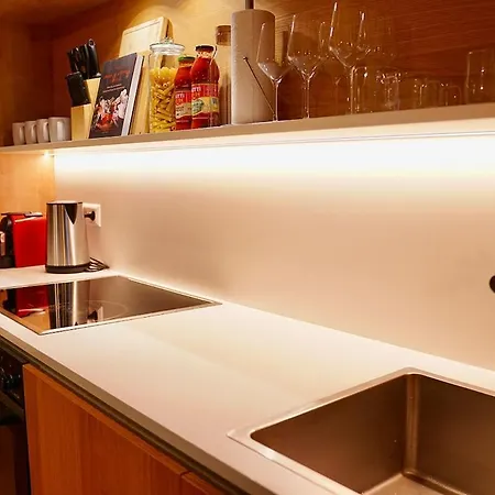 2,5 Zi Design Near Porsche Museum With Beamer, Netflix, Ps5 * Stuttgart