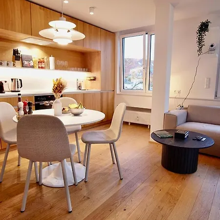 2,5 Zi Design Near Porsche Museum With Beamer, Netflix, Ps5 * Estugarda