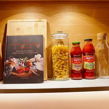 2,5 Zi Design Near Porsche Museum With Beamer, Netflix, Ps5 Apartment