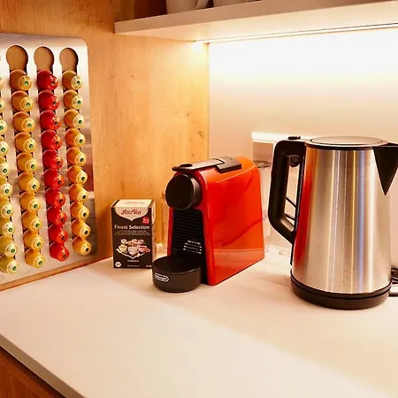 2,5 Zi Design Near Porsche Museum With Beamer, Netflix, Ps5 * Stuttgart