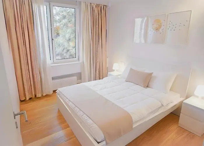 2,5 Zi Design Near Porsche Museum With Beamer, Netflix, Ps5