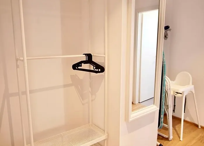 2,5 Zi Design Near Porsche Museum With Beamer, Netflix, Ps5 * Stuttgart